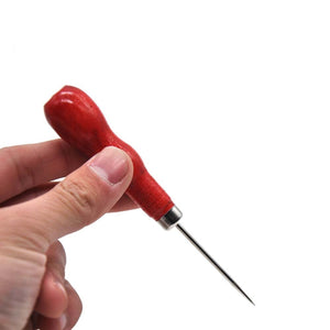 A red needle to pierce the tin of a hookah